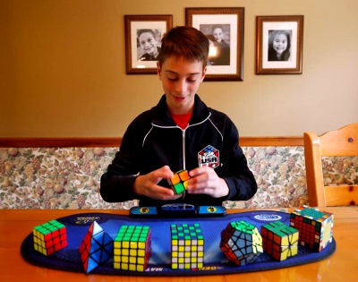 lucas etter 490 rubiks cube single world record clarksville maryland keaton ellis